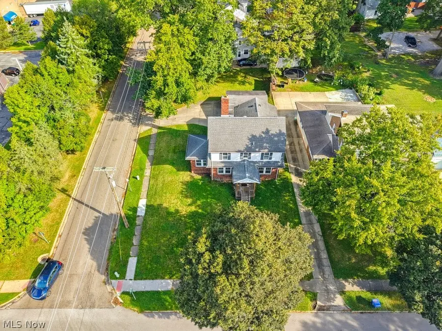 1939 Chestnut Boulevard, Cuyahoga Falls, OH 44223 - #3