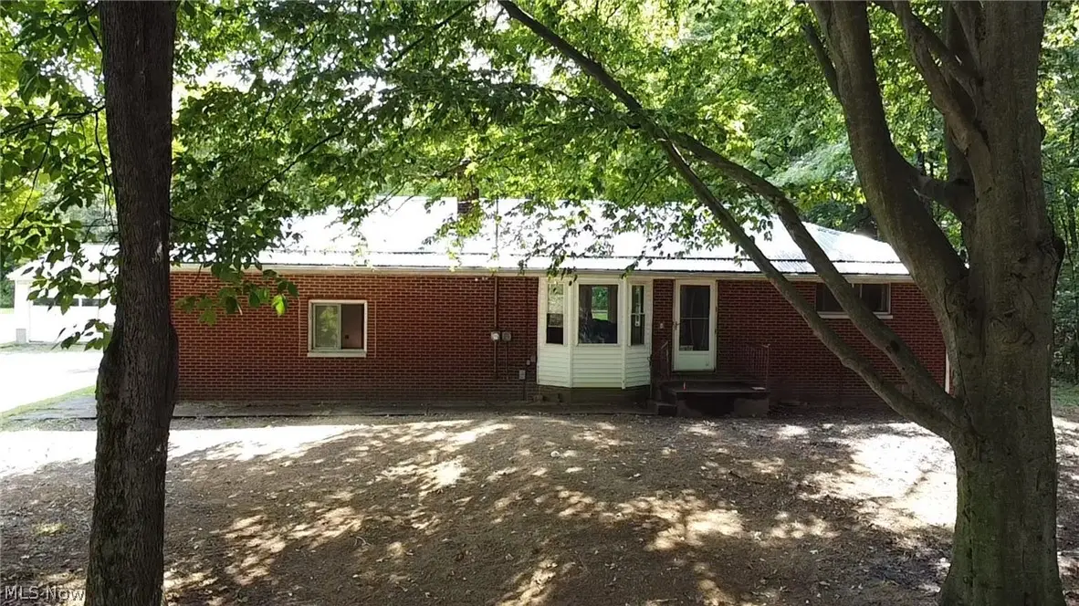 6464 Mahoning Ne Avenue, Alliance, OH 44601 - #1