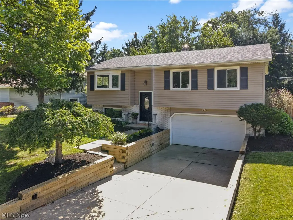 2540 Ashdale Drive, Twinsburg, OH 44087 - #1