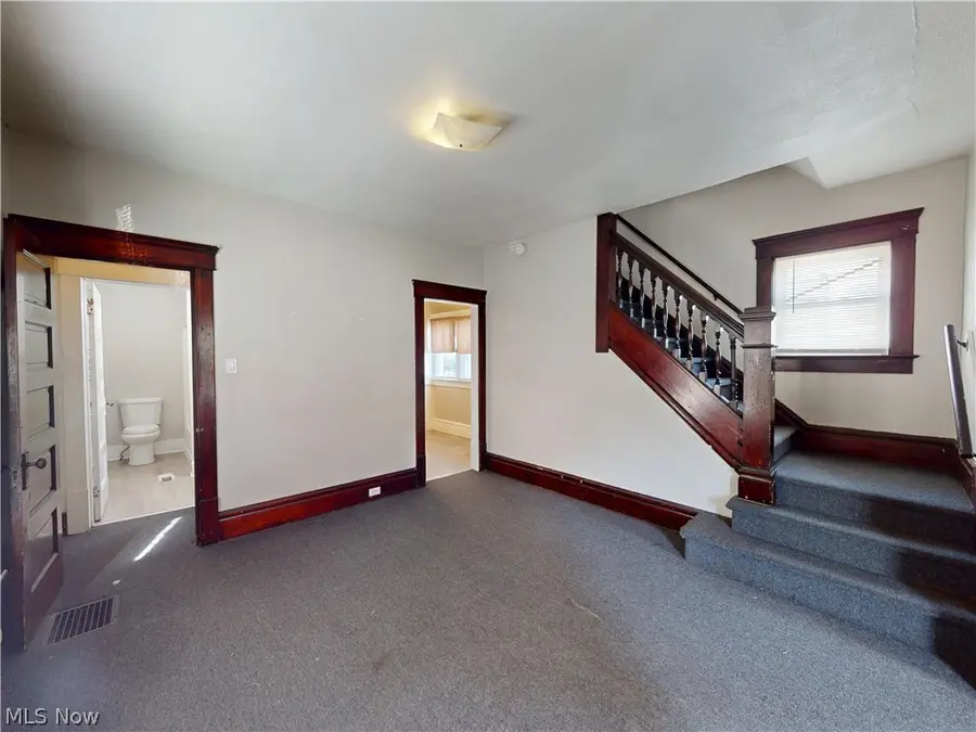 476 Rentschler Street, Akron, OH 44304 - #2