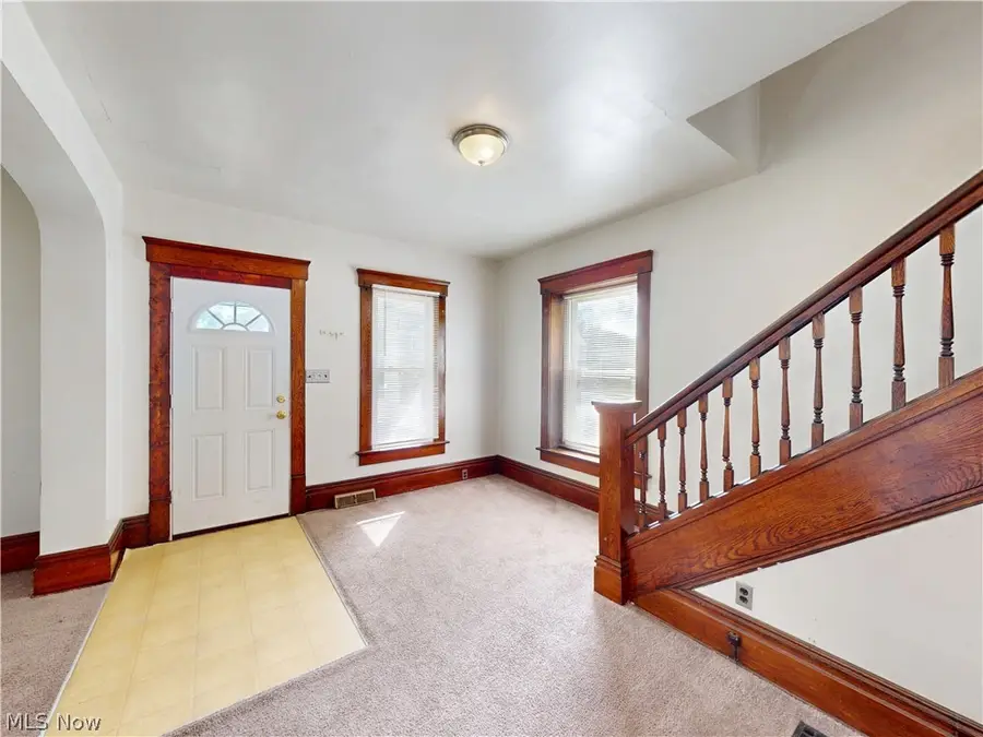 504 Sumner Street, Akron, OH 44304 - #3
