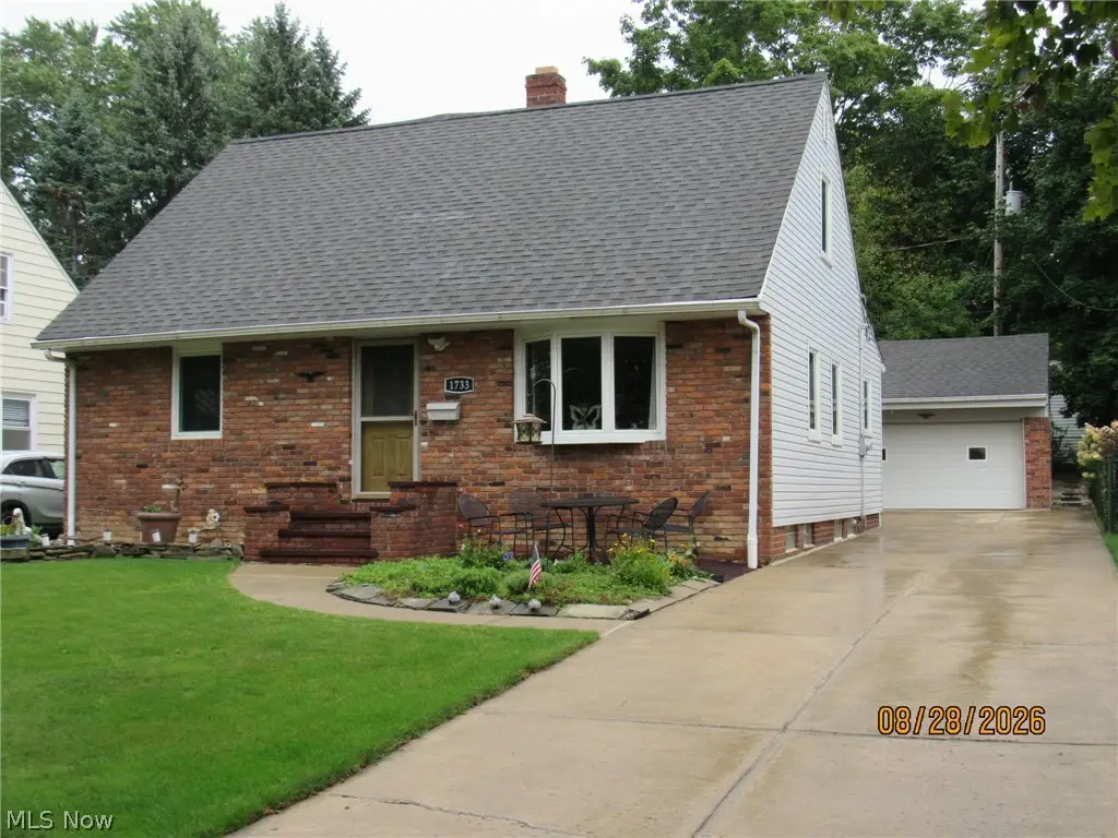1733 E 238th Street, Euclid, OH 44117 - #1
