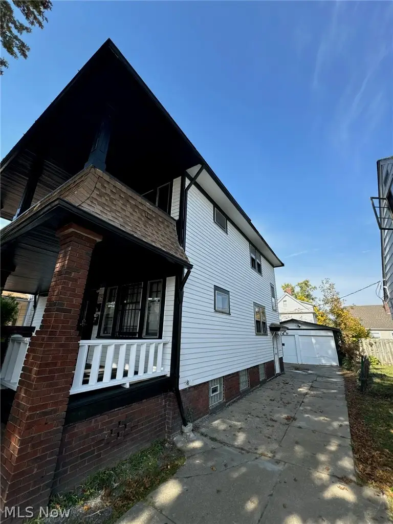 14131 Sylvia Avenue, Cleveland, OH 44110 - #2