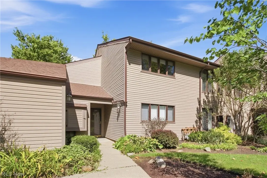 16575 Wren Road #3A, Chagrin Falls, OH 44023 - #1