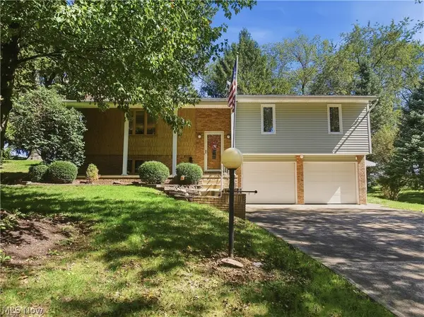 6180 Chesham Ne Avenue, Canton, OH 44721