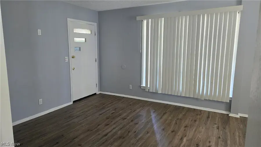 810 E 157th Street, Cleveland, OH 44110 - #2