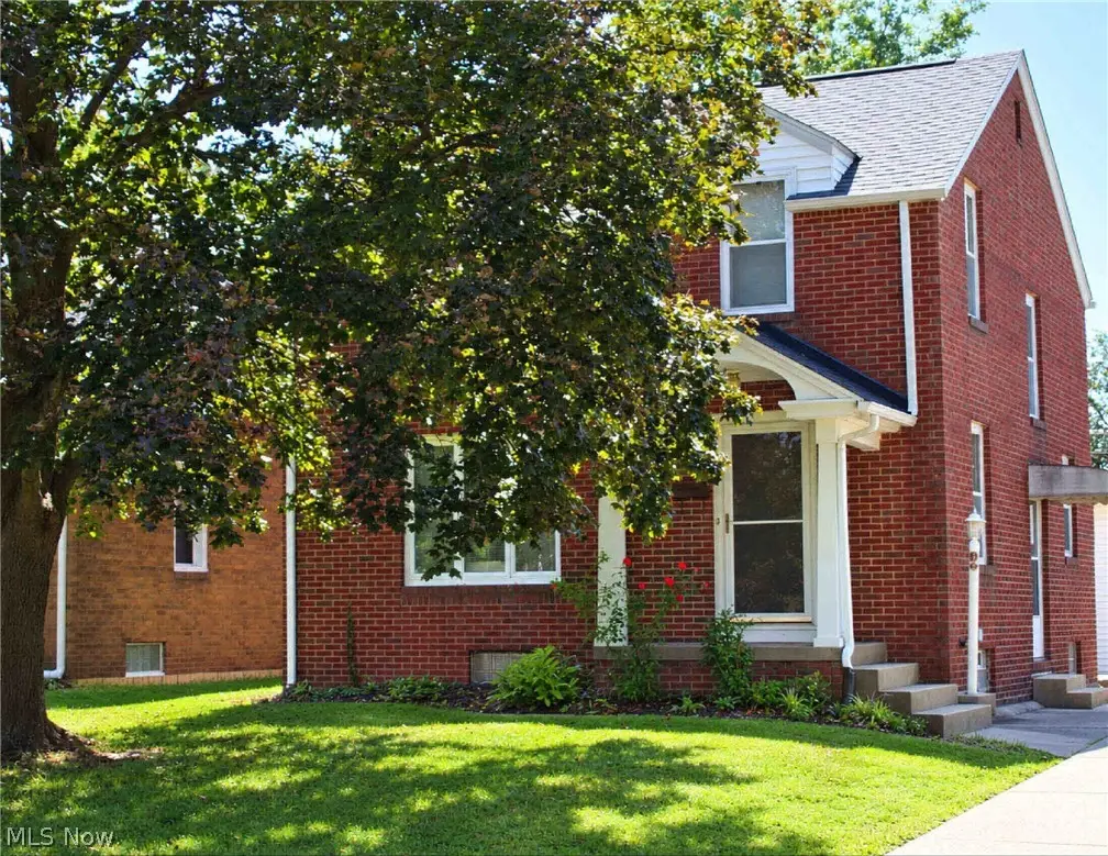 924 Spangler Ne Road, Canton, OH 44714 - #1