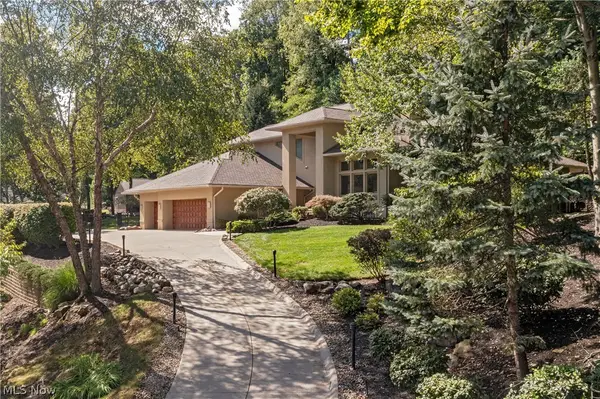 1040 Riverwoods Drive, Akron, OH 44313