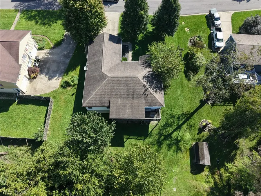 109 Locust Lane, Saint Clairsville, OH 43950 - #3