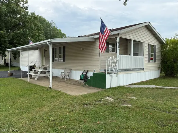 202 Connecticut Drive #202, Elyria, OH 44035
