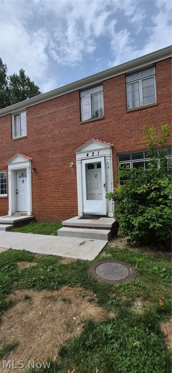 421 Kenwood Drive #H1, Euclid, OH 44123 - #1