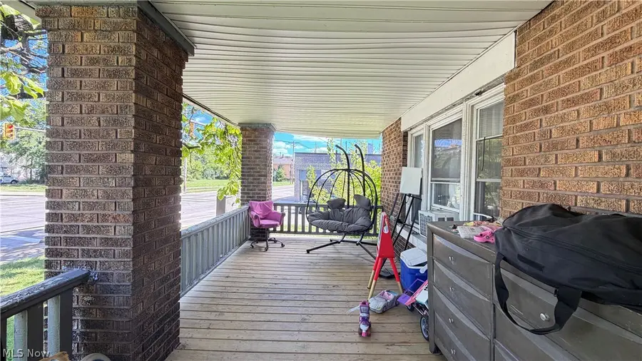 12210 Kinsman Road, Cleveland, OH 44120 - #2