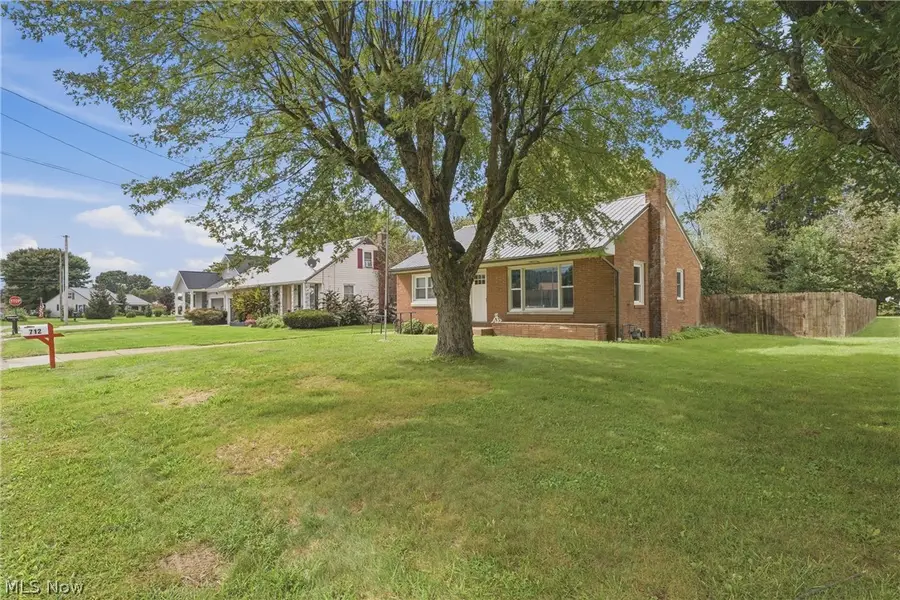 712 Mcdaniel Avenue, Minerva, OH 44657 - #3