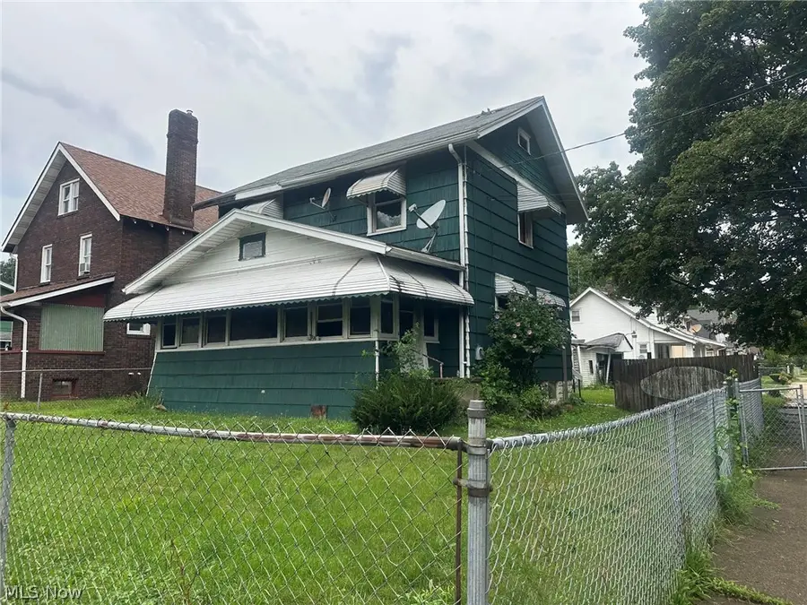 971 Lovers Lane, Akron, OH 44306 - #2