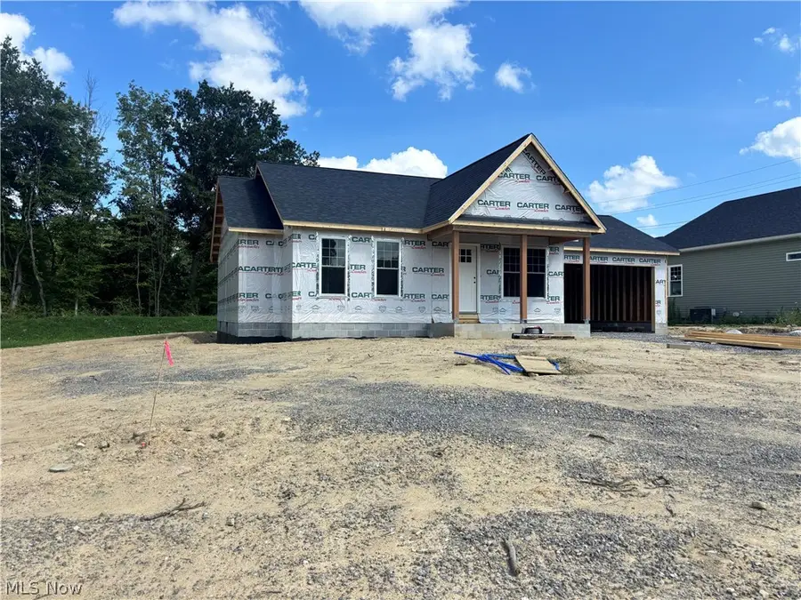 899 Dogwood Drive, Hubbard, OH 44425 - #2