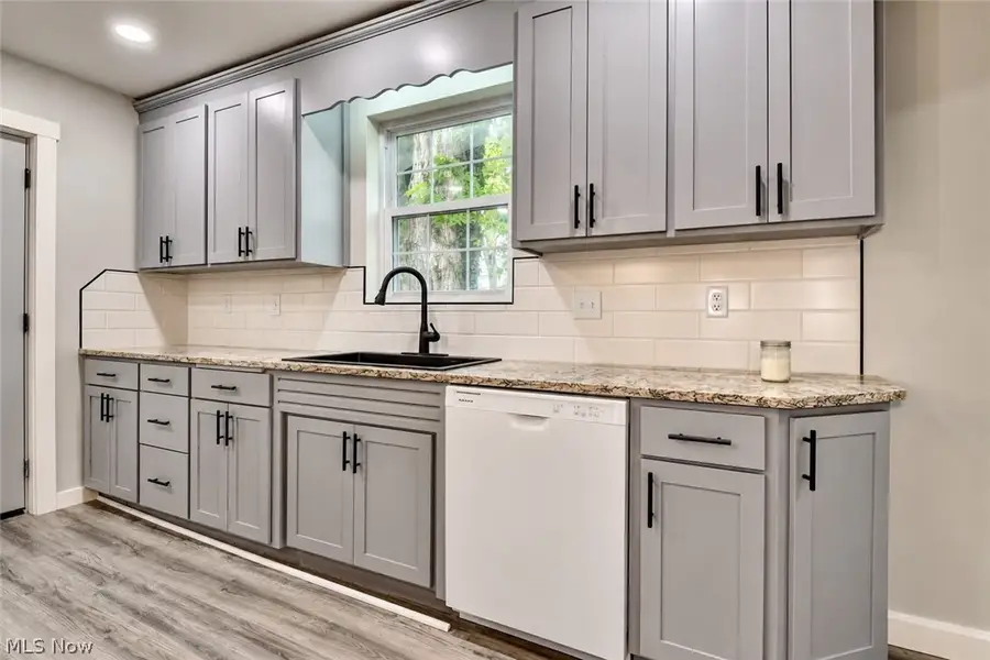 302 N Wooster Avenue, Strasburg, OH 44680 - #3