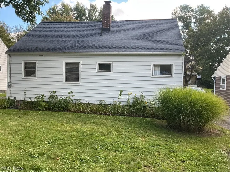 888 Caddo Avenue, Akron, OH 44305 - #2