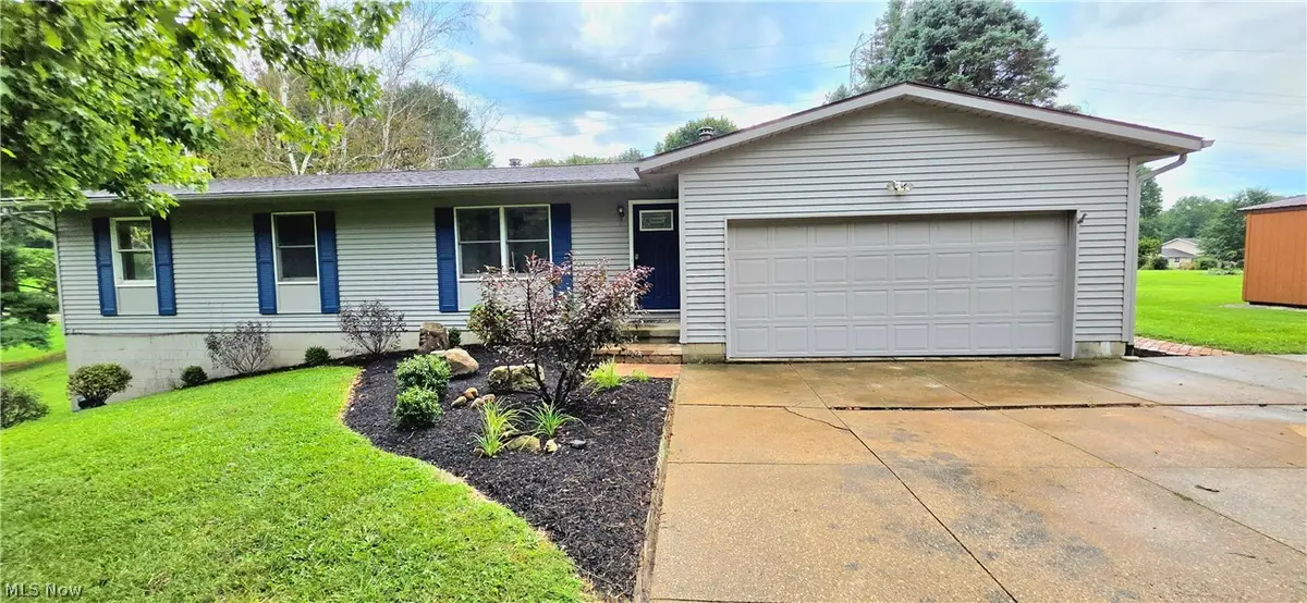 252 Saxe Road, Mogadore, OH 44260 - #1