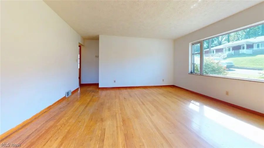 3132 Glendwell Road, Steubenville, OH 43952 - #3