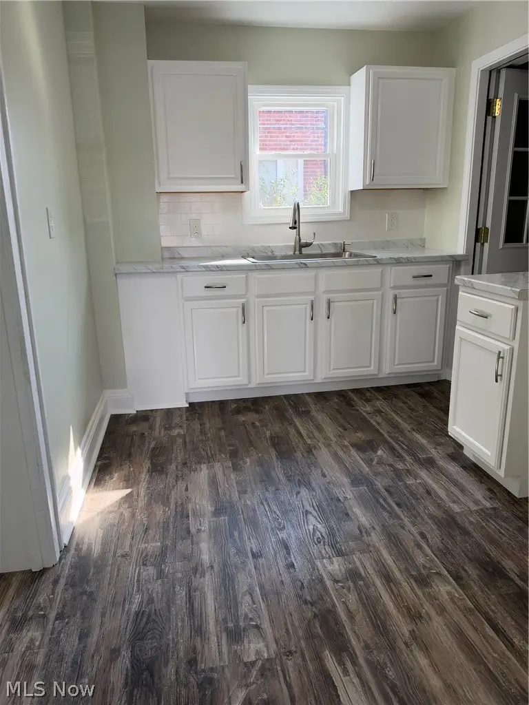 496 E 185th Street, Cleveland, OH 44119 - #3