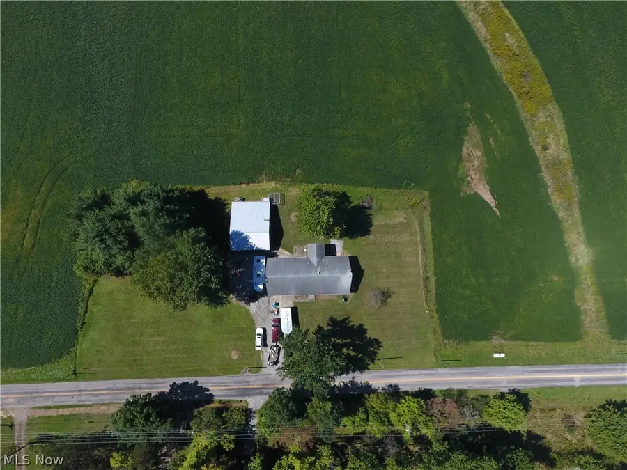 10240 Cemetery Road, Burbank, OH 44214 - #2