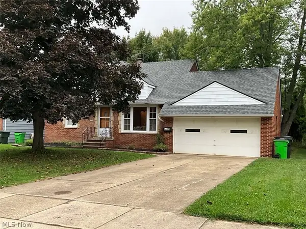 24079 Glenbrook Boulevard, Euclid, OH 44117