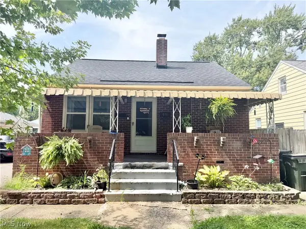 616 Garfield Avenue, Elyria, OH 44035