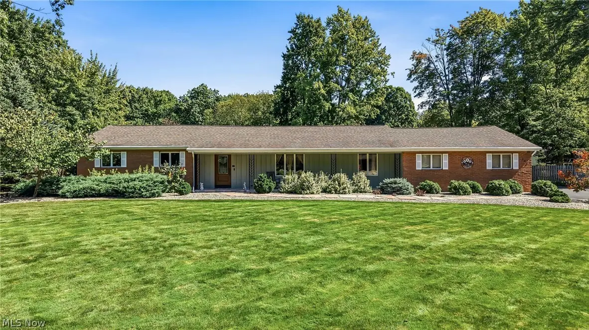 241 Cricket Lane, Cortland, OH 44410 - #1