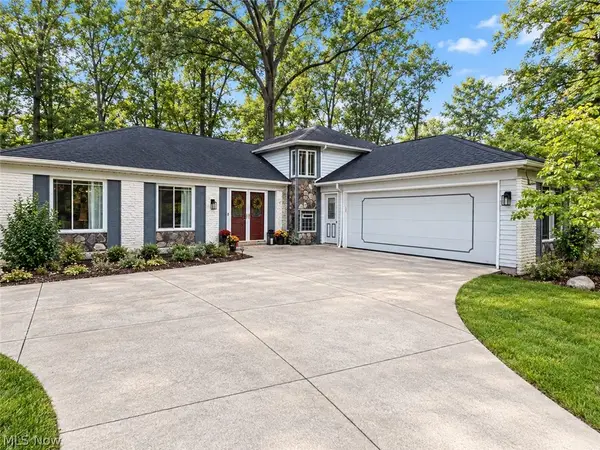 27831 Blossom Boulevard, North Olmsted, OH 44070