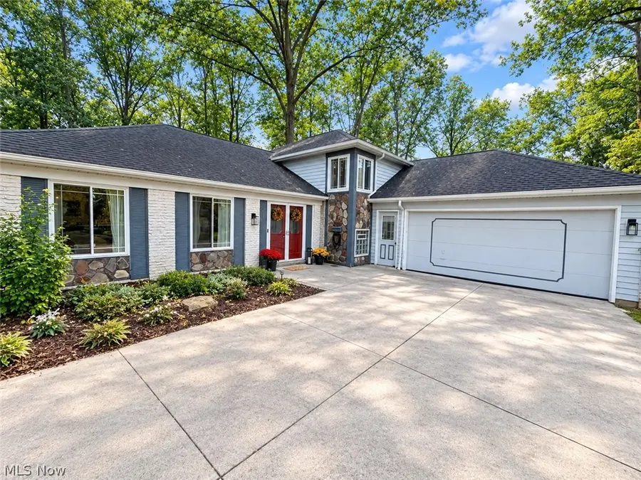 27831 Blossom Boulevard, North Olmsted, OH 44070 - #2