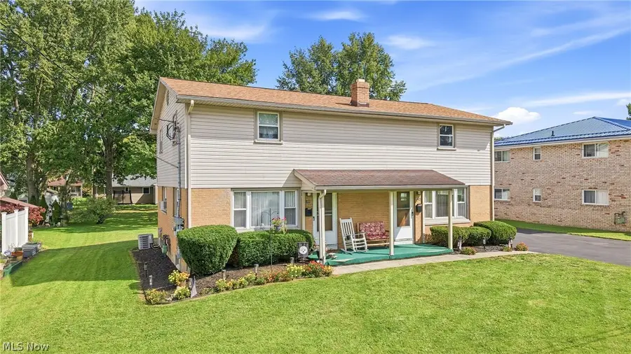 547 Gladys Street, Hubbard, OH 44425 - #3