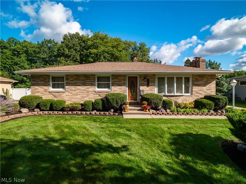 7930 Royalview Drive, Parma, OH 44129 - #1