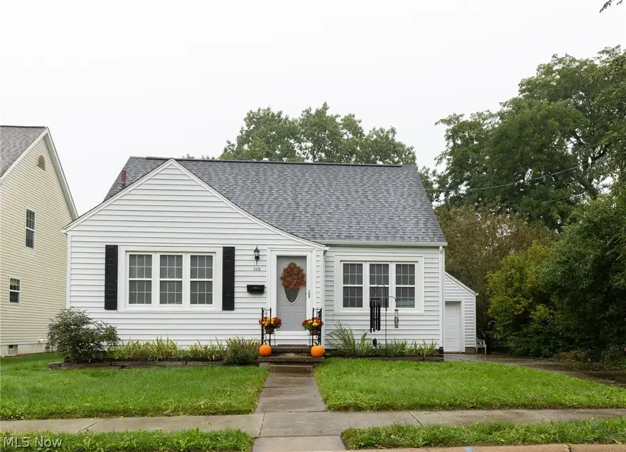 325 Harmon Sw Street, North Canton, OH 44720 - #2