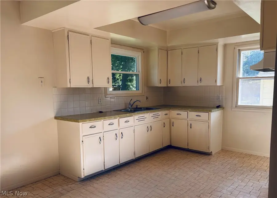 285 W Magnet Street, Akron, OH 44319 - #3