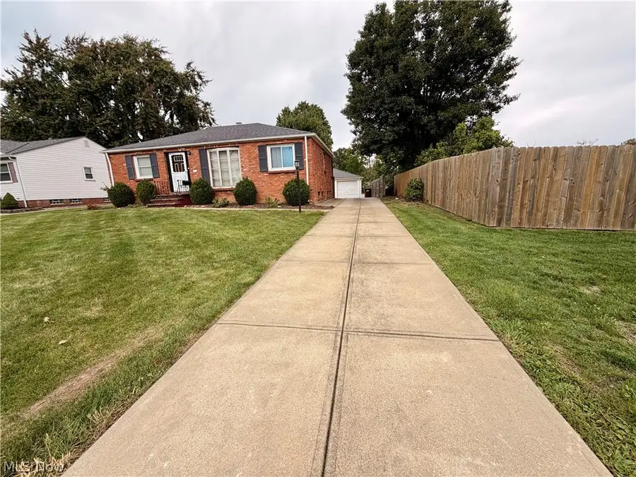 11700 Glamer Drive, Parma, OH 44130 - #2