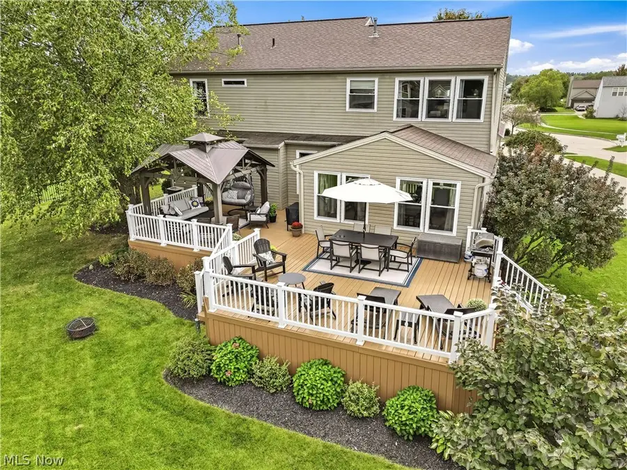 27212 Perry Circle, Olmsted, OH 44138 - #2