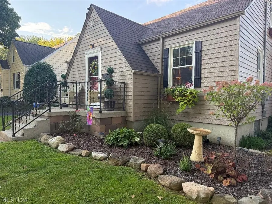 2176 Renwick Drive, Poland, OH 44514 - #3
