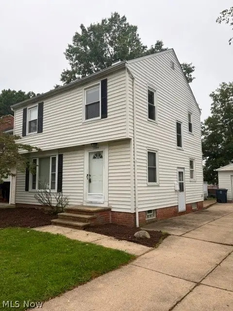1388 Cranover Road, Lyndhurst, OH 44124 - #2