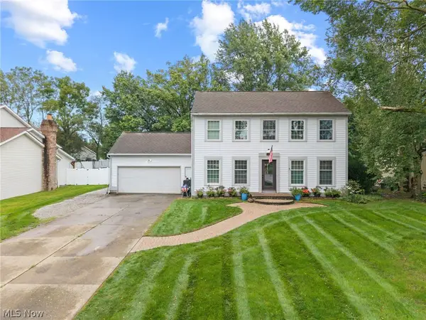 692 Thelma Drive, Wadsworth, OH 44281