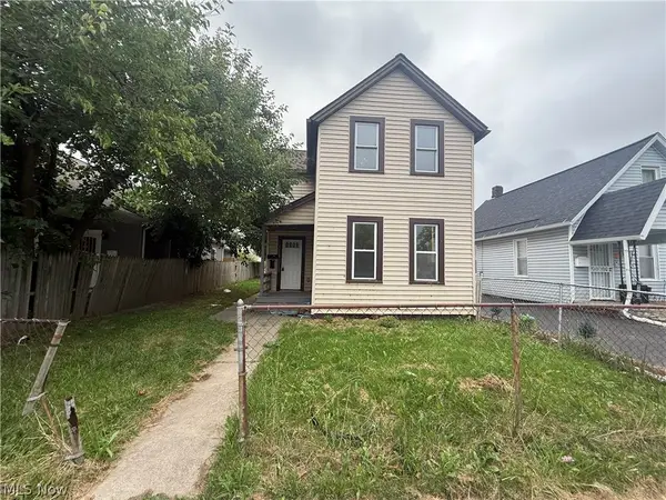 7619 Lawn Avenue, Cleveland, OH 44102