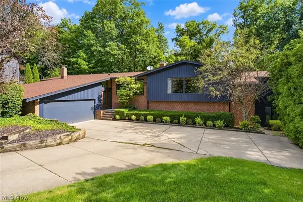 19718 Deer Run Lane, Strongsville, OH 44149