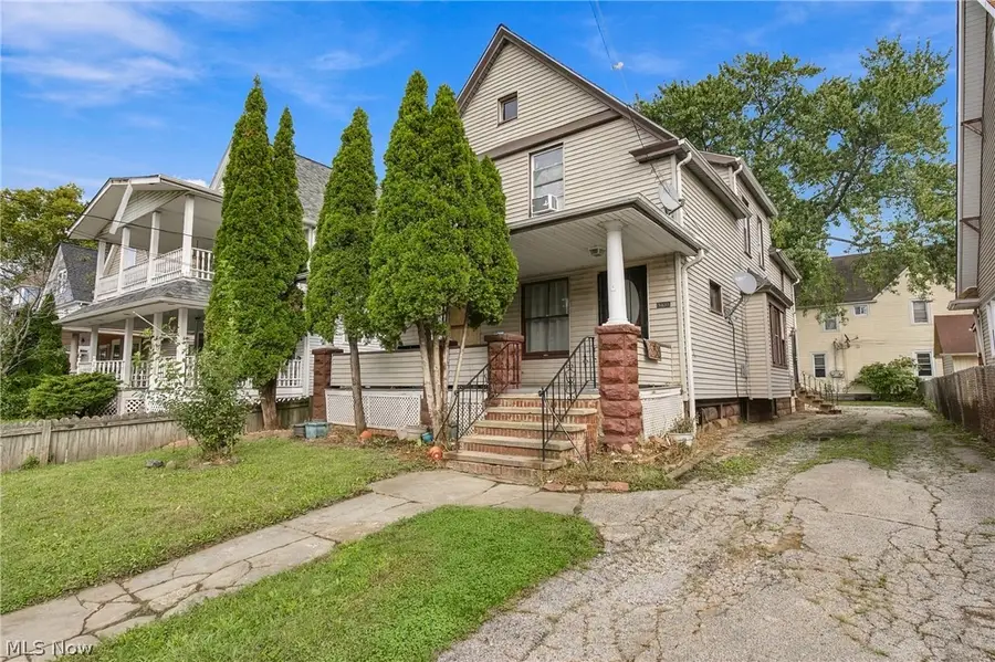 3433 W 41st Street, Cleveland, OH 44109 - #3