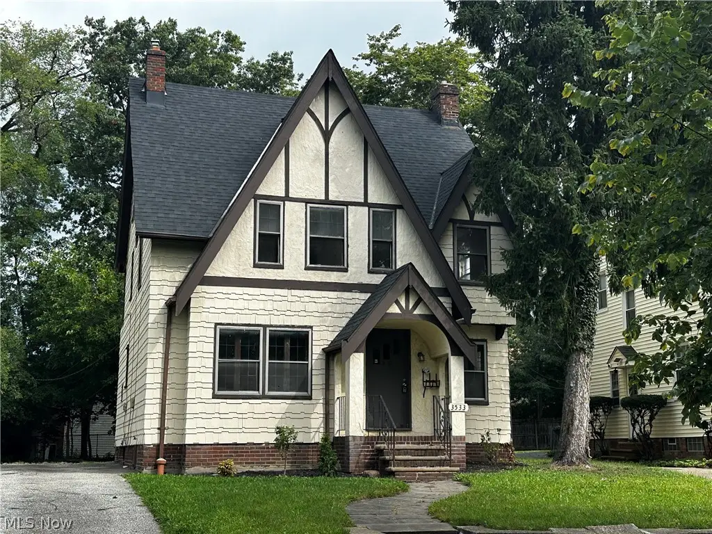3533 Cedarbrook Road, University Heights, OH 44118 - #1