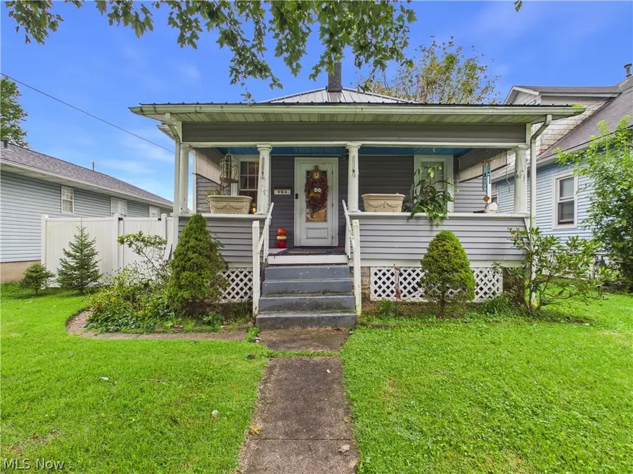 904 West Virginia Avenue, Parkersburg, WV 26104 - #3
