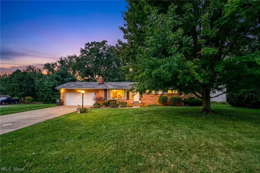 5665 Echodell Nw Avenue, North Canton, OH 44720 - #2