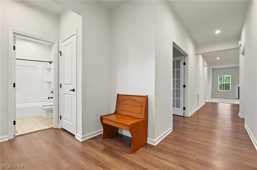 830 Sunrise Circle, Aurora, OH 44202 - #2