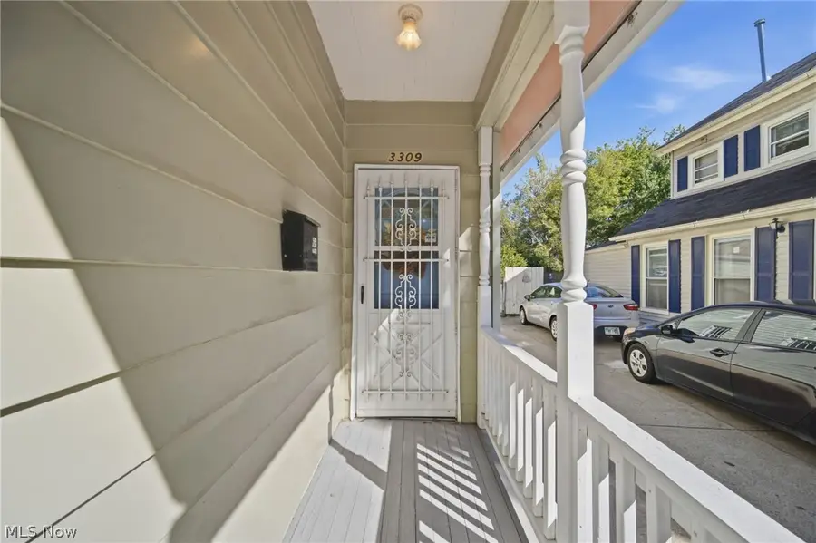 3309 W 32 Street, Cleveland, OH 44109 - #3