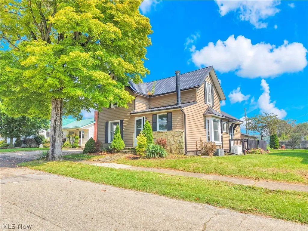 156 N Sugar Street, Saint Louisville, OH 43071 - #1