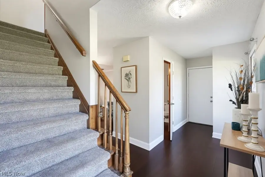 400 Seneca Court, Avon Lake, OH 44012 - #3