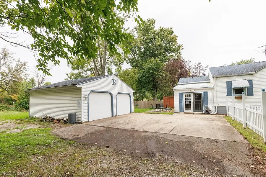 114 Sheriff Street, Elyria, OH 44035 - #3